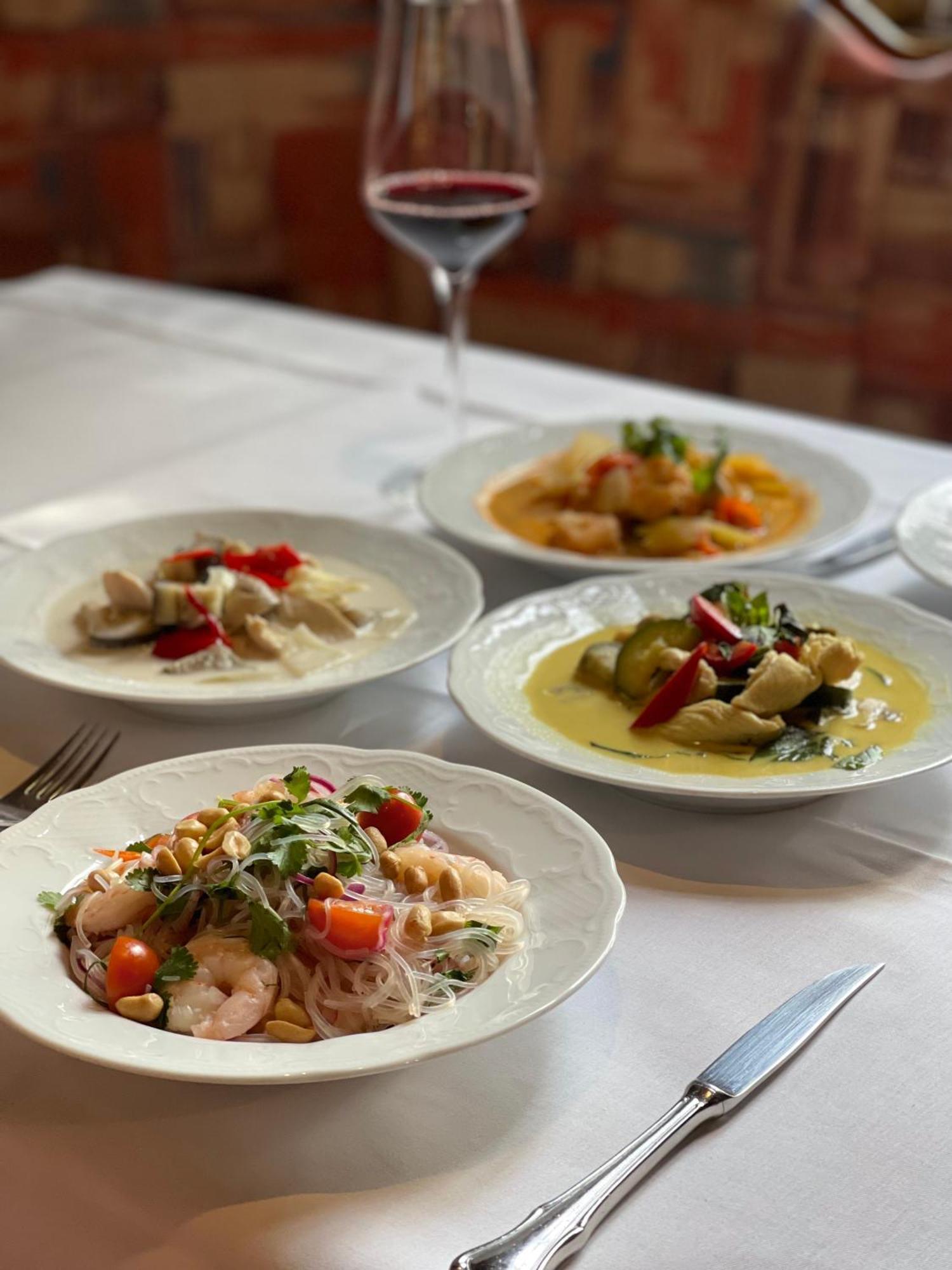 Hotel Restaurant Mathildenhof プルハイム エクステリア 写真